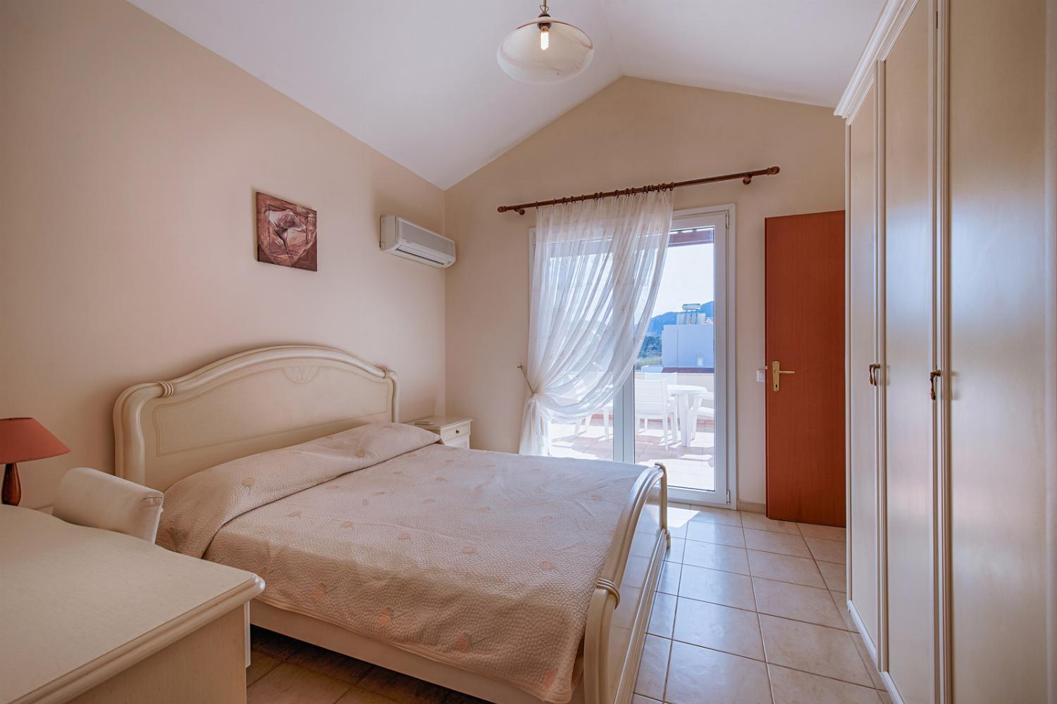 Athena Classico Kolymbia